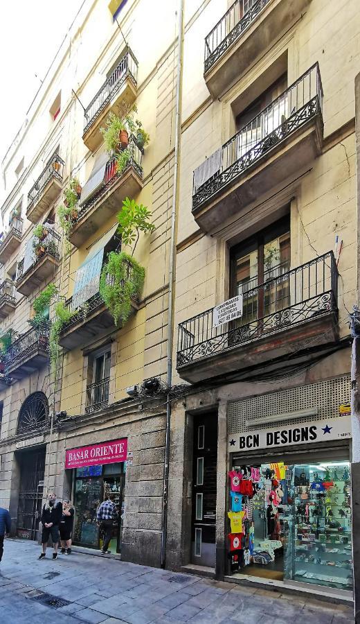 Classbedroom Gothic Ramblas * Barcellona