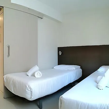 Classbedroom Gothic Ramblas Apartments Barcelona Buitenkant foto